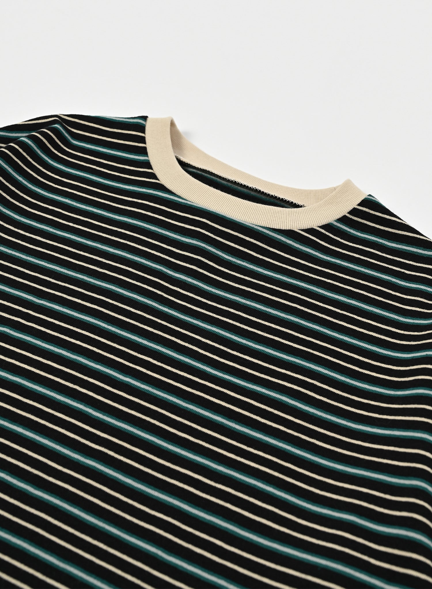 Multi Border T-shirt / Hugo Multi / Black