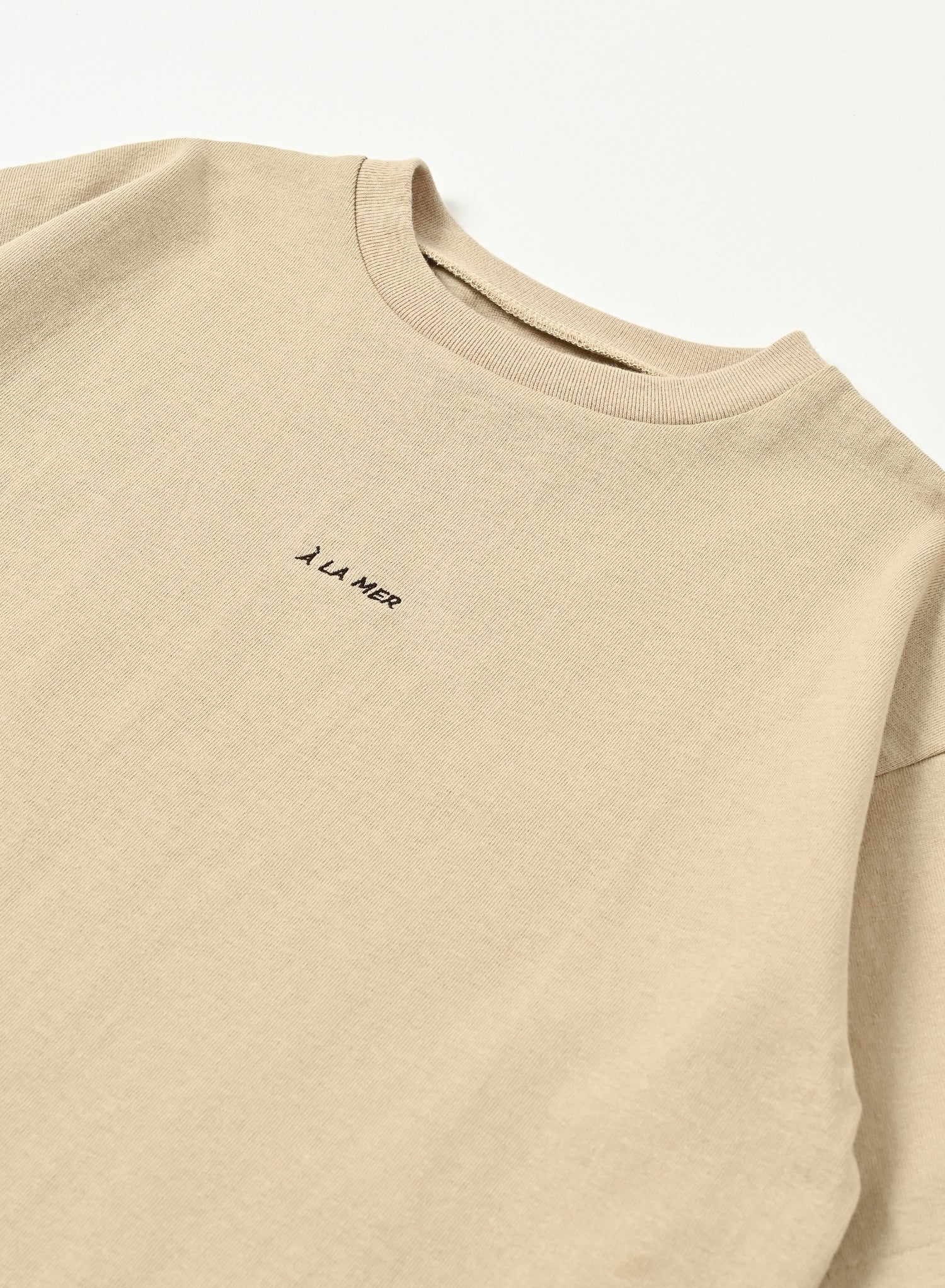 Print T-shirt / Hugo Tee / Beige
