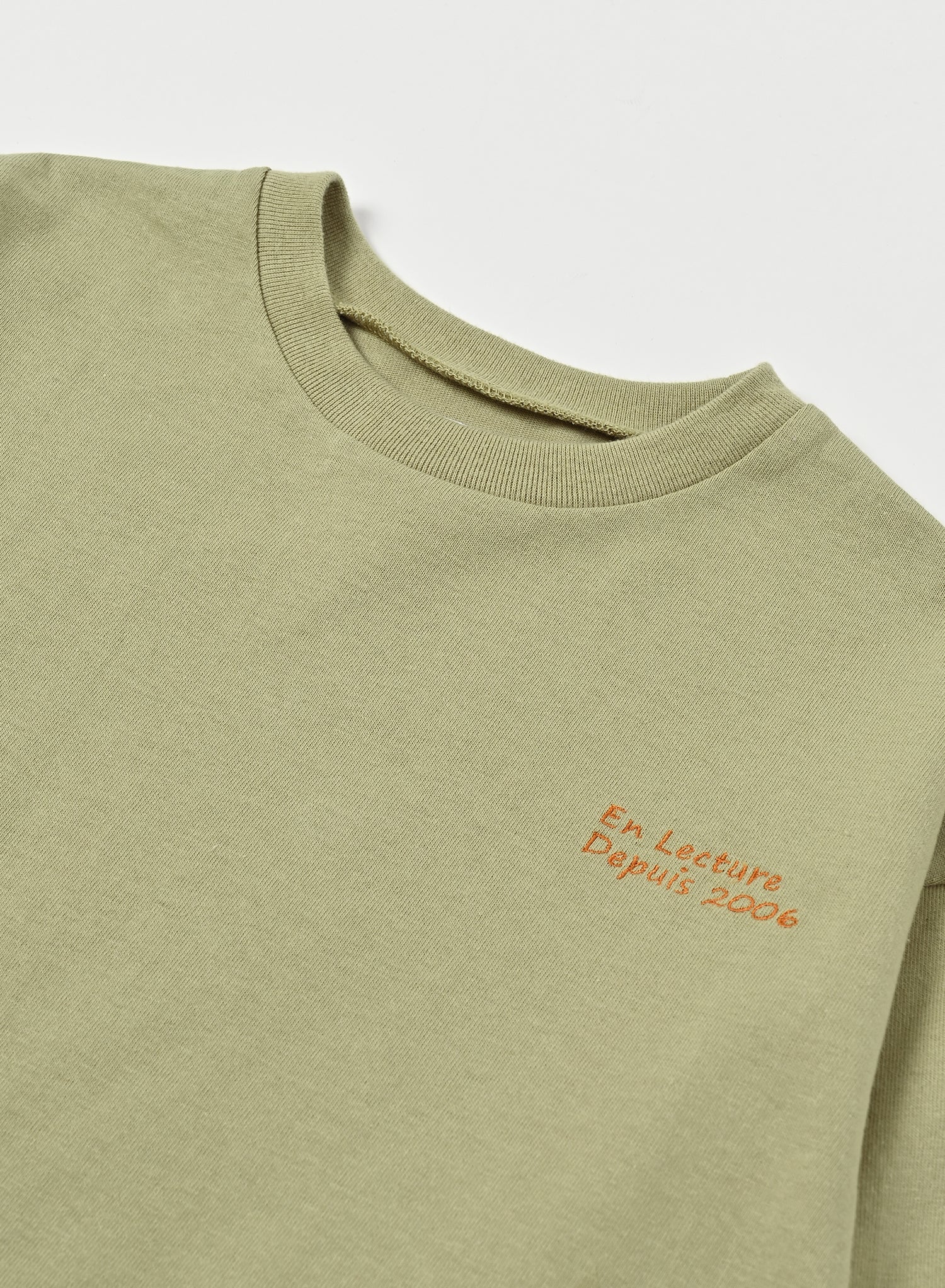 Back Print Long Sleeve Tee / Jayden Tee Back Print / Moss Green