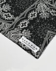Scarf / Black  Paisley